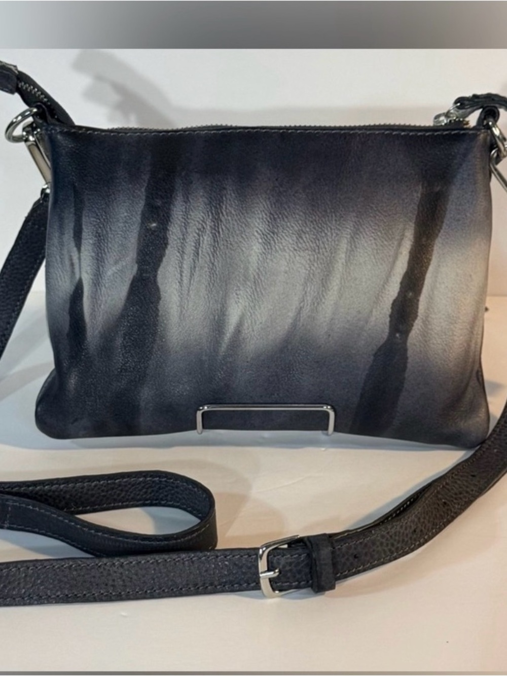 J. Jill Genuine Leather Navy White Ombre Crossbody Bag Tassel Purse - Picture 2 of 4
